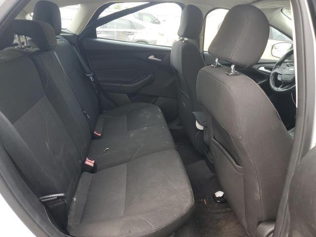 Photo 10 from auction – 2015 FORD FOCUS SE with VIN 1FADP3K23FL288882