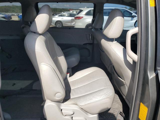 Photo 10 from auction – 2011 TOYOTA SIENNA XLE with VIN 5TDYK3DC0BS063912