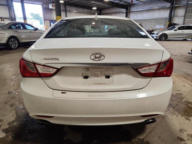 Photo 6 from auction – 2011 HYUNDAI SONATA SE with VIN 5NPEC4AC5BH199212