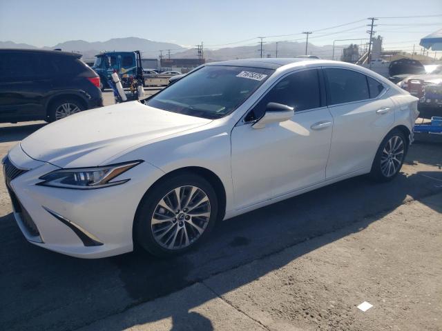 LEXUS ES 350 2019 with VIN 58ABZ1B13KU037036 - Photo from auction
