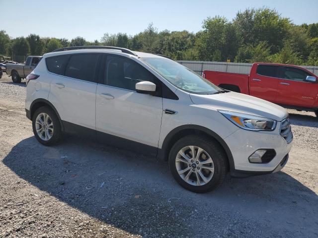 Photo 4 from auction – 2018 FORD ESCAPE SE with VIN 1FMCU9G92JUB48778