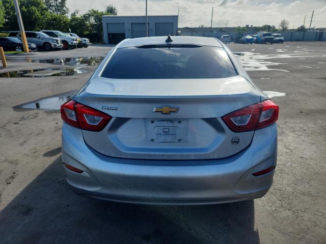 Photo 6 from auction – 2018 CHEVROLET CRUZE with VIN 1G1BC5SM7J7168801