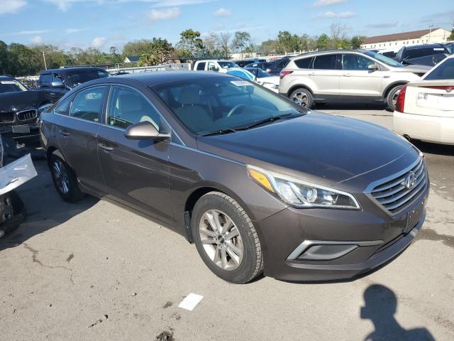 Photo 4 from auction – 2016 HYUNDAI SONATA SE with VIN 5NPE24AF6GH355052