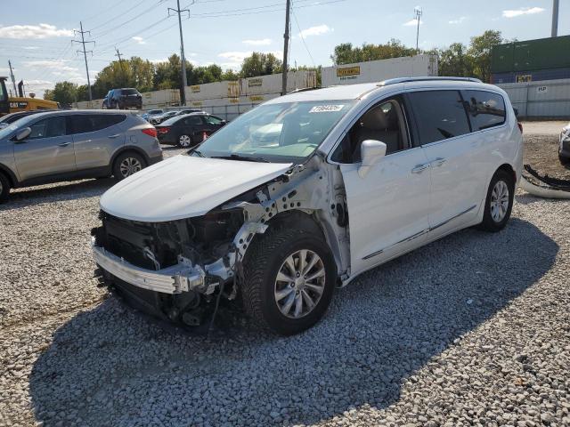 CHRYSLER PACIFICA T 2018 with VIN 2C4RC1BG9JR141512 - Photo from auction