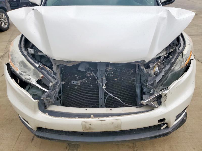 Photo 12 from auction – 2014 TOYOTA HIGHLANDER with VIN 5TDKKRFH4ES021667
