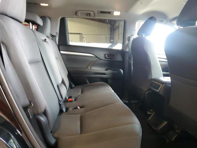 Photo 11 from auction – 2018 TOYOTA HIGHLANDER with VIN 5TDBZRFH5JS808973