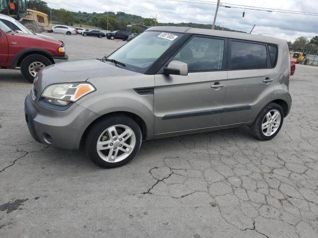 KIA SOUL 2011 with VIN KNDJT2A29B7217984 - Photo from auction