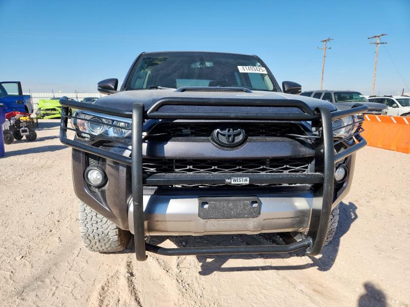 Photo 5 from auction – 2018 TOYOTA 4RUNNER SR with VIN JTEBU5JR4J5533556