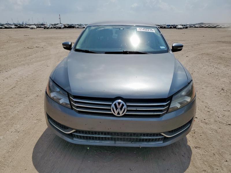 Photo 5 from auction – 2015 VOLKSWAGEN PASSAT S with VIN 1VWAS7A35FC060909