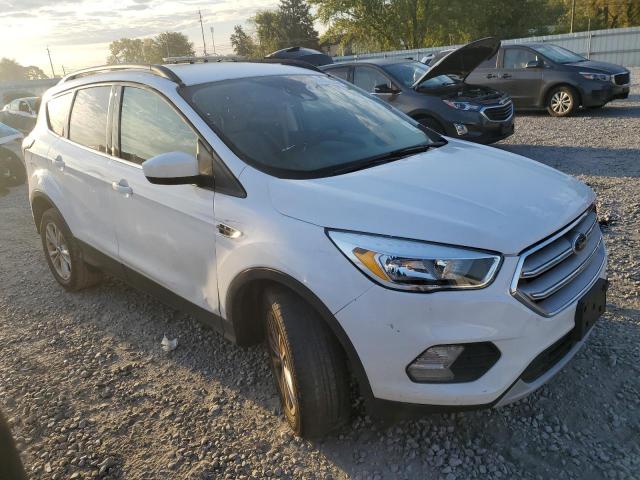 Photo 4 from auction – 2018 FORD ESCAPE SE with VIN 1FMCU9GD3JUA77935