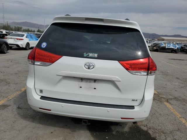 Photo 6 from auction – 2013 TOYOTA SIENNA XLE with VIN 5TDYK3DC6DS356524