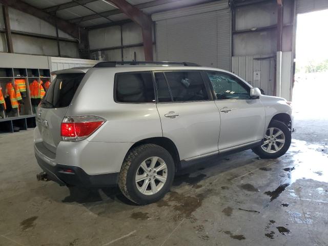 Photo 3 from auction – 2013 TOYOTA HIGHLANDER with VIN 5TDBK3EH8DS245599