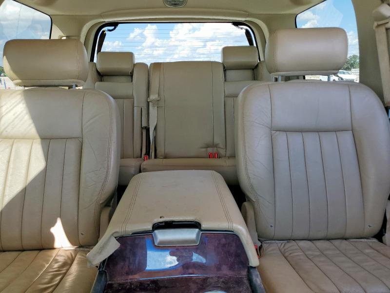 Photo 10 from auction – 2005 LINCOLN NAVIGATOR with VIN 5LMFU27525LJ12308