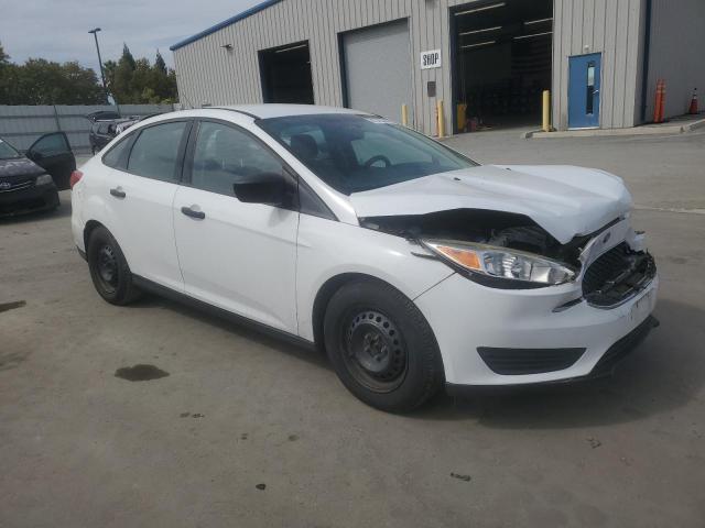 Photo 4 from auction – 2017 FORD FOCUS S with VIN 1FADP3E27HL308632