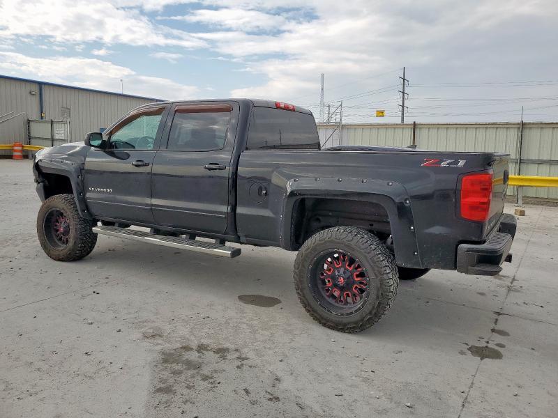 Photo 2 from auction – 2018 CHEVROLET SILVERADO with VIN 1GCUKREC9JF115679