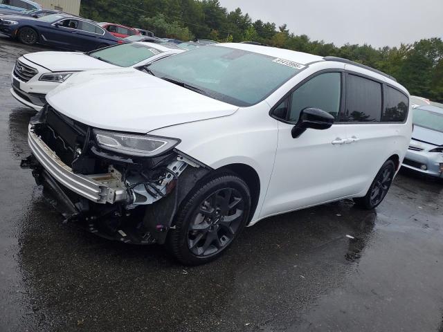 CHRYSLER PACIFICA T 2024 with VIN 2C4RC3BG8RR131030 - Photo from auction