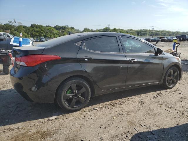 Photo 3 from auction – 2013 HYUNDAI ELANTRA GL with VIN 5NPDH4AE2DH449295