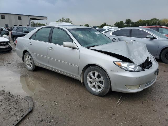 Photo 4 from auction – 2005 TOYOTA CAMRY LE with VIN 4T1BE32K75U095369