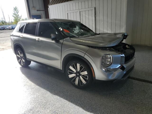Photo 4 from auction – 2025 MITSUBISHI OUTLANDER with VIN JA4J3VA80SZ012249