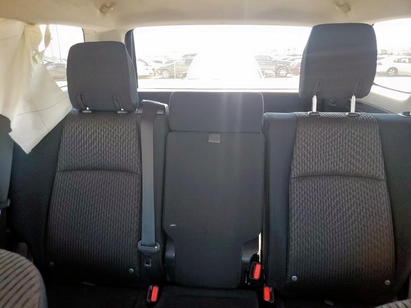Photo 10 from auction – 2011 TOYOTA 4RUNNER SR with VIN JTEZU5JR2B5028177