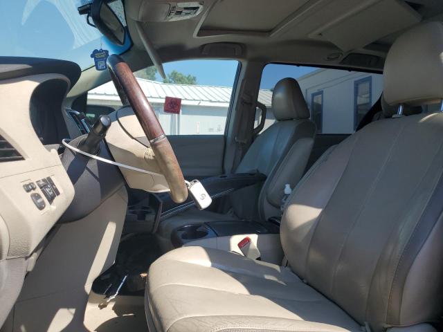 Photo 7 from auction – 2011 TOYOTA SIENNA XLE with VIN 5TDYK3DC2BS074927
