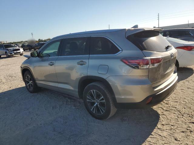 Photo 2 from auction – 2016 TOYOTA HIGHLANDER with VIN 5TDKKRFH2GS142748