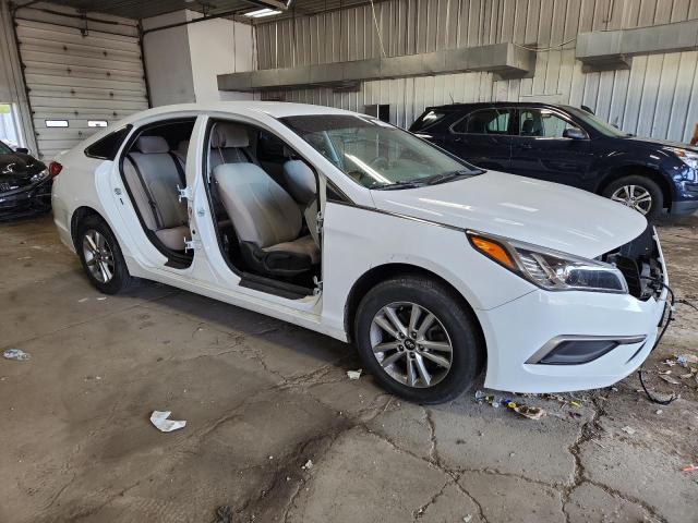 Photo 4 from auction – 2017 HYUNDAI SONATA SE with VIN 5NPE24AF1HH502136