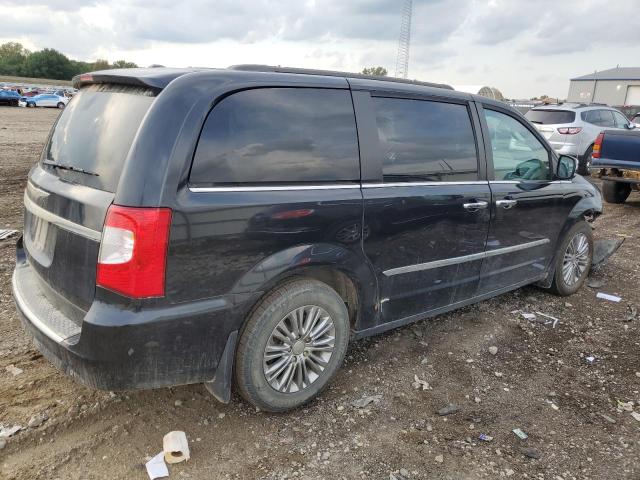 Photo 3 from auction – 2016 CHRYSLER TOWN & COU with VIN 2C4RC1CG0GR239173