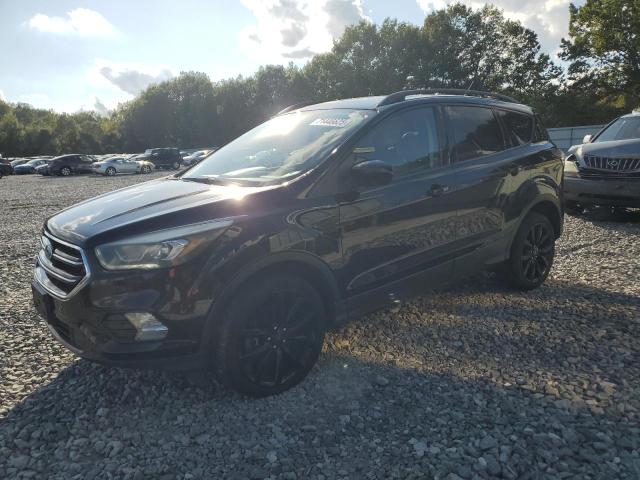 FORD ESCAPE SE 2017 with VIN 1FMCU9GDXHUD55661 - Photo from auction