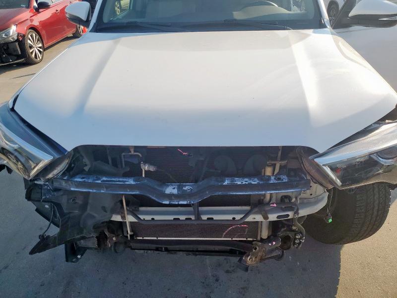 Photo 12 from auction – 2016 TOYOTA 4RUNNER SR with VIN JTEZU5JR0G5125899