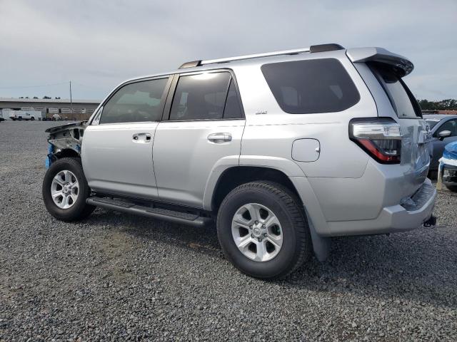 Photo 2 from auction – 2020 TOYOTA 4RUNNER SR with VIN JTEZU5JR1L5215329