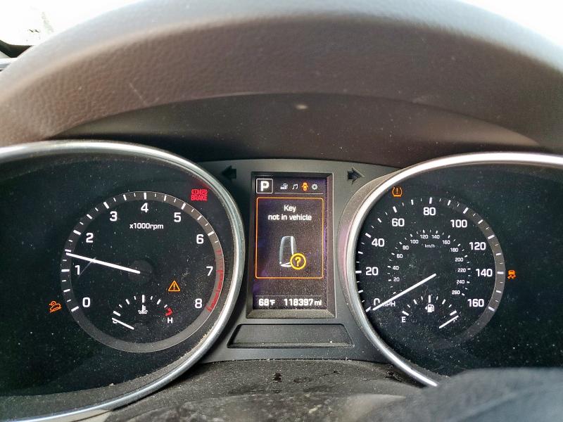 Photo 9 from auction – 2017 HYUNDAI SANTA FE S with VIN 5NMZU3LB6HH042033