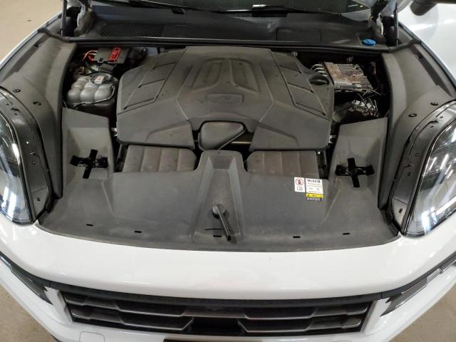 Photo 12 from auction – 2024 PORSCHE CAYENNE with VIN WP1AA2AY8RDA00351