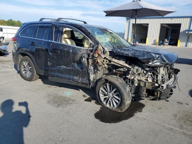 Photo 4 from auction – 2019 TOYOTA HIGHLANDER SE with VIN 5TDJZRFH5KS616191