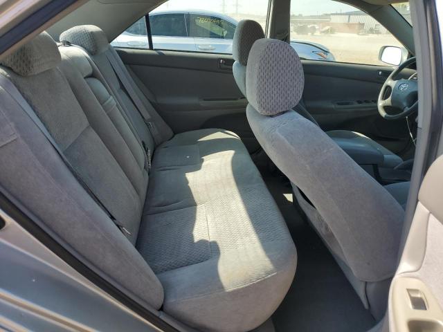 Photo 10 from auction – 2004 TOYOTA CAMRY LE with VIN 4T1BE32K74U831810