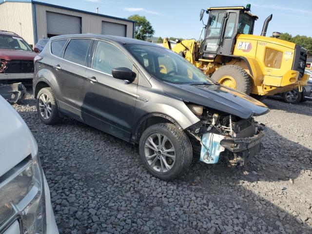 Photo 4 from auction – 2017 FORD ESCAPE SE with VIN 1FMCU9GD2HUA07367
