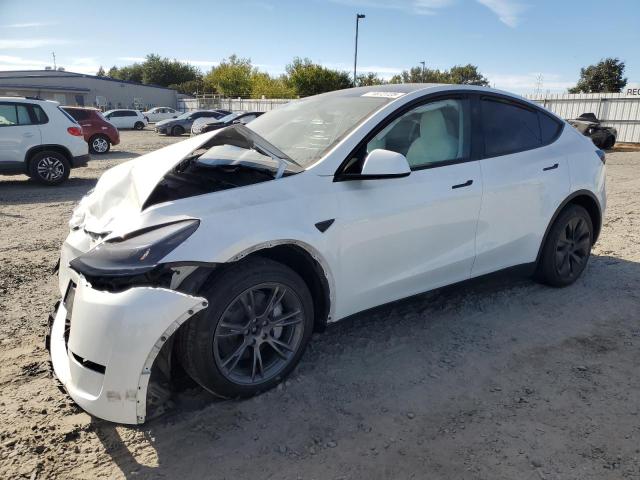 TESLA MODEL Y 2025 with VIN 7SAYGDEE9SF276162 - Photo from auction