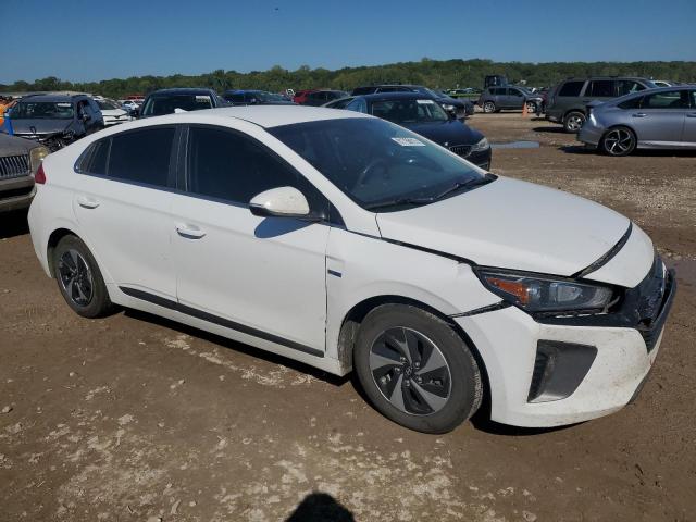 Photo 4 from auction – 2017 HYUNDAI IONIQ SEL with VIN KMHC75LC2HU030256