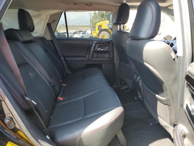 Photo 11 from auction – 2020 TOYOTA 4RUNNER SR with VIN JTEBU5JR7L5827097