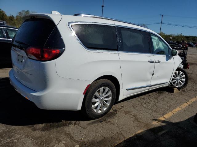 Photo 3 from auction – 2019 CHRYSLER PACIFICA T with VIN 2C4RC1BG7KR532238