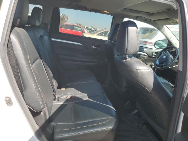 Photo 10 from auction – 2018 TOYOTA HIGHLANDER with VIN 5TDJZRFH0JS878117