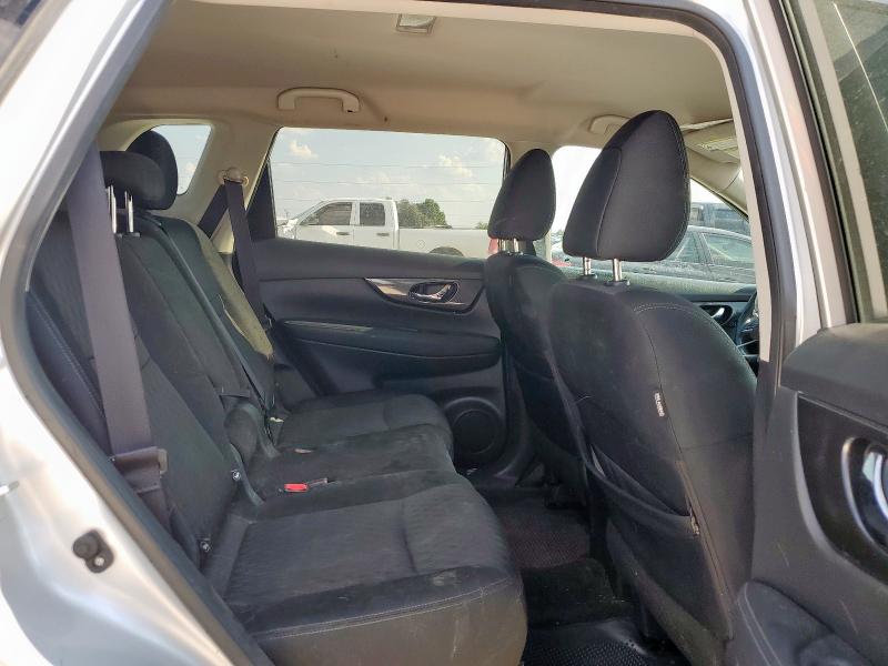Photo 11 from auction – 2017 NISSAN ROGUE S with VIN KNMAT2MT2HP578471