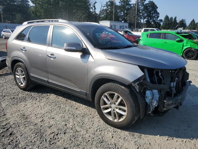 Photo 4 from auction – 2014 KIA SORENTO LX with VIN 5XYKT3A66EG515834