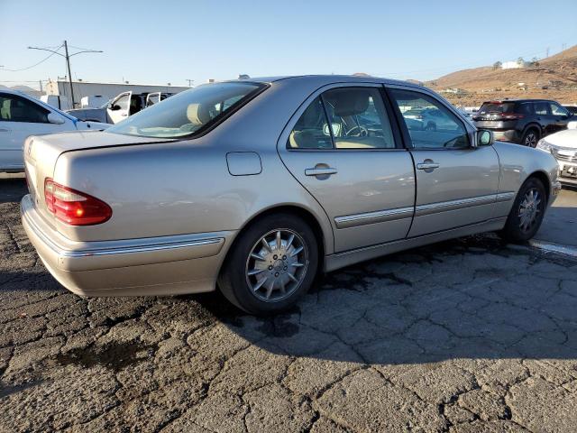 Photo 3 from auction – 2000 MERCEDES-BENZ E 320 with VIN WDBJF65J7YB019974