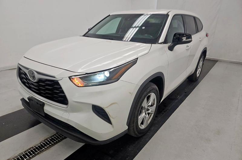 Photo 2 from auction – 2021 TOYOTA HIGHLANDER with VIN 5TDCZRAH6MS038489