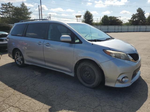 Photo 4 from auction – 2012 TOYOTA SIENNA XLE with VIN 5TDXK3DC0CS179480