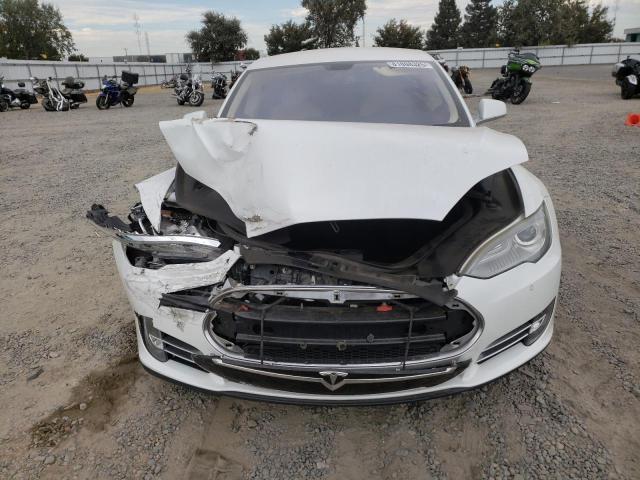 Photo 5 from auction – 2013 TESLA MODEL S with VIN 5YJSA1DN9DFP21927