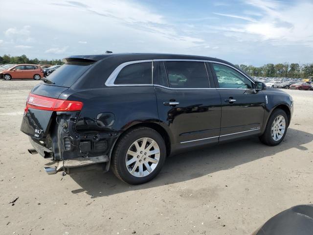Photo 3 from auction – 2018 LINCOLN MKT with VIN 2LMHJ5NK2JBL01943