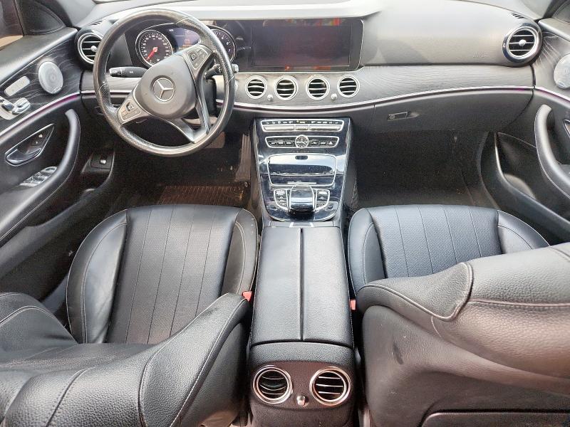 Photo 8 from auction – 2017 MERCEDES-BENZ E 300 with VIN WDDZF4KB4HA151494