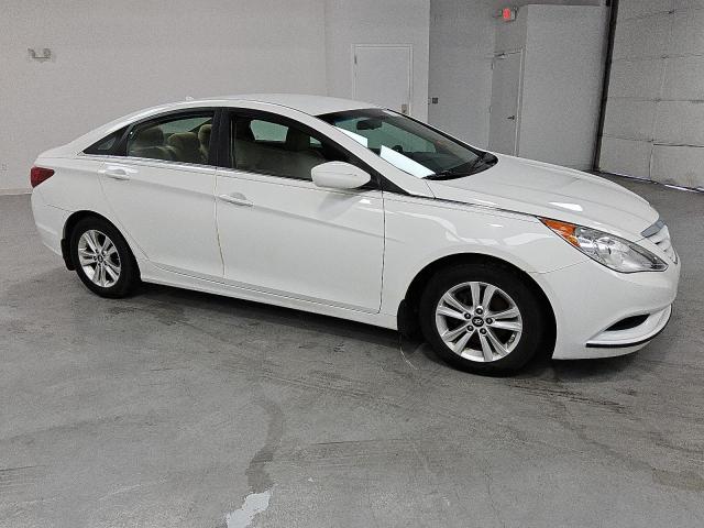 Photo 4 from auction – 2011 HYUNDAI SONATA GLS with VIN 5NPEB4AC0BH076954